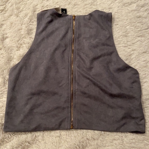 Windsor Tank NWT - Picture 4 of 4